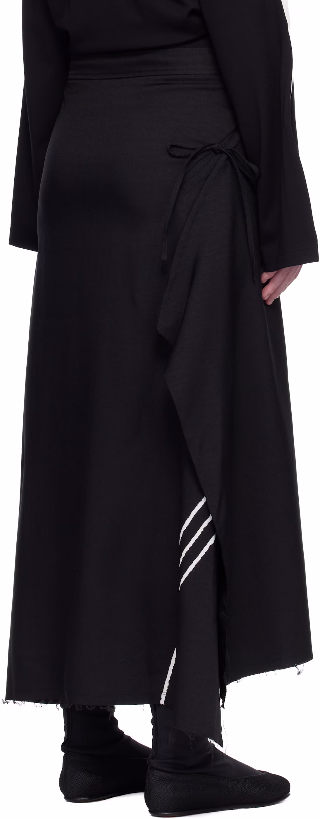 y-3-black-sport-uniform-raw-cut-3-stripes-midi-skirt (1)